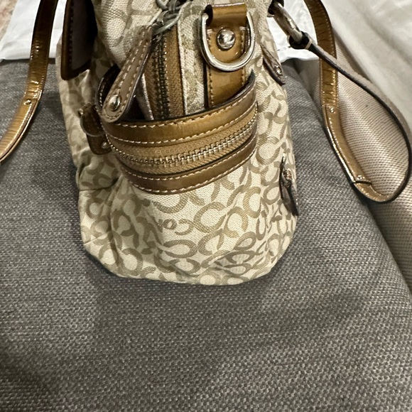 Beautiful vintage Coach Diaper Bag with changing pad